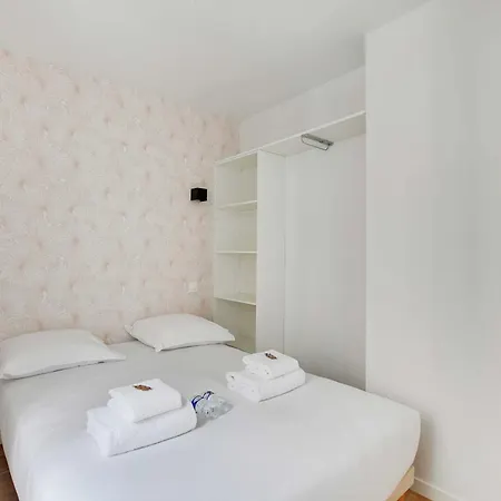Cosy And Modern Menilmontant Paříž